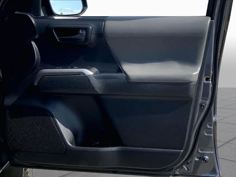 Used 2023 Toyota Tacoma SR5 RWD image 22