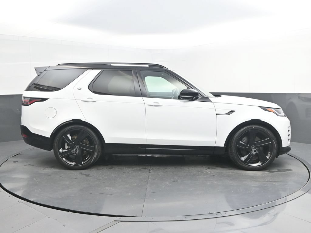 New 2026 Land Rover Discovery Limited Edition AWD/4WD image 8