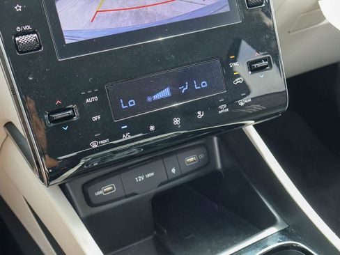 Used 2024 Hyundai Tucson SEL FWD image 14