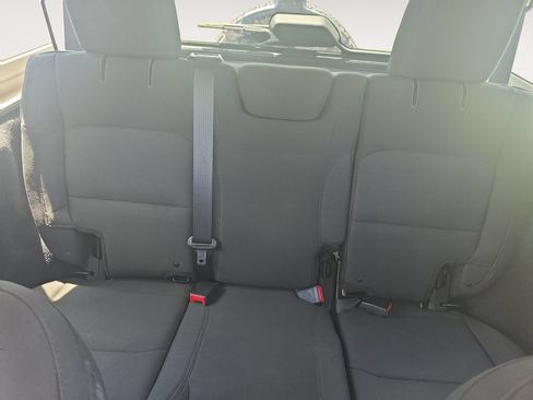Used 2018 Jeep Wrangler Unlimited Sport S AWD/4WD image 13