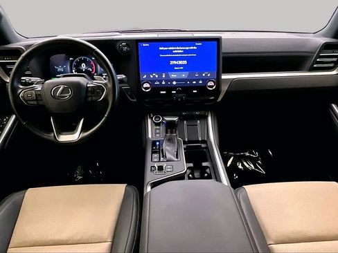 Used 2024 Lexus GX 550 AWD/4WD image 15