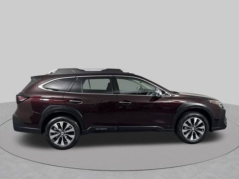 Used 2024 Subaru Outback Touring AWD/4WD image 36