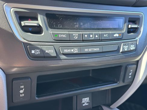 Certified 2018 Honda Ridgeline RTL image 27