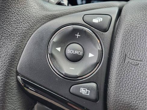 Used 2021 Honda HR-V EX-L image 14
