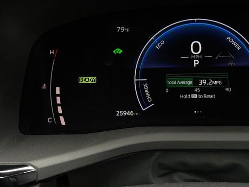 Used 2026 Toyota Camry SE FWD image 38