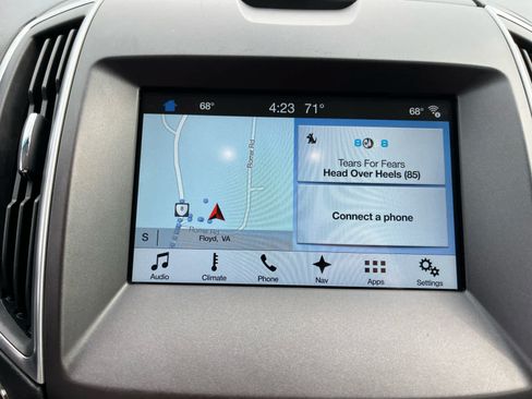 Used 2017 Ford Edge Titanium w/ Equipment Group 301A AWD/4WD image 15