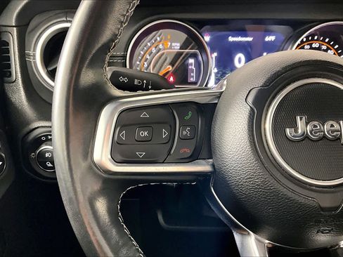 Used 2022 Jeep Gladiator Overland w/ Popular Equipment Package image 21