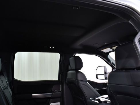 New 2026 Ford F250 Platinum image 18