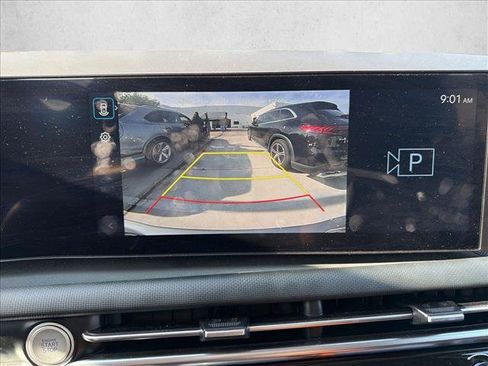 Used 2025 Hyundai Tucson SEL FWD image 12