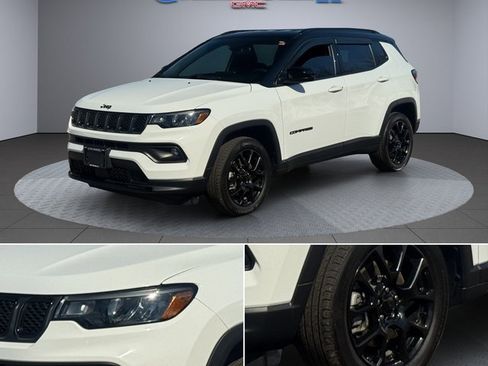 Used 2023 Jeep Compass Altitude w/ Convenience Group image 11