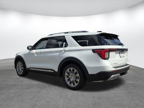 New 2026 Ford Explorer Platinum RWD image 3
