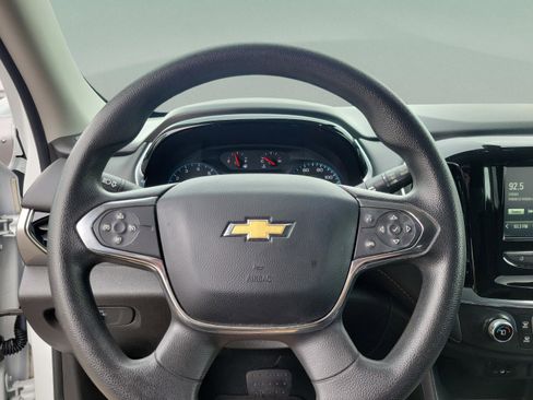 Used 2019 Chevrolet Traverse LS image 11