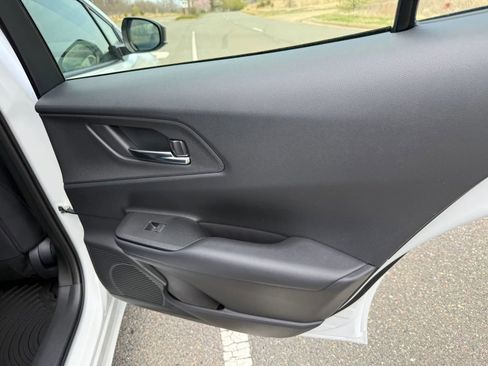 Used 2026 Toyota Prius Plug-In Hybrid FWD image 39