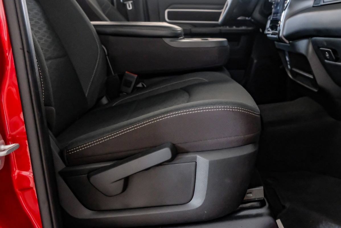 Used 2026 RAM 2500 Big Horn AWD/4WD image 33