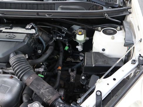 Used 2005 Toyota RAV4 4WD image 38