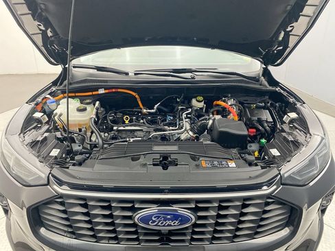 Used 2024 Ford Escape Platinum AWD/4WD image 11