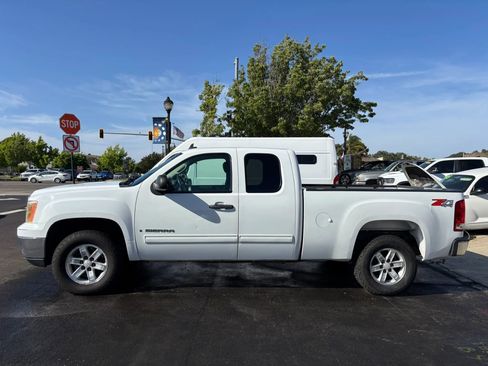 Used 2008 GMC Sierra 1500 SLE w/ Power Pack Plus AWD/4WD image 1