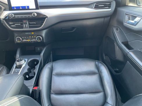 Used 2022 Ford Escape SEL FWD image 27
