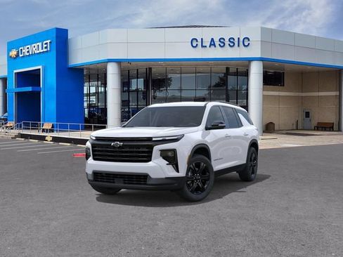New 2027 Chevrolet Traverse LT w/ Midnight/Sport Edition FWD image 8