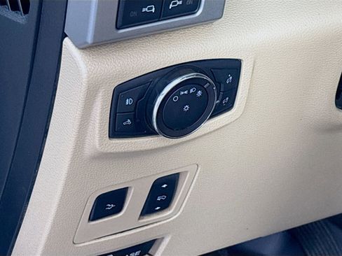 Used 2019 Ford F250 Lariat w/ Lariat Ultimate Package AWD/4WD image 10