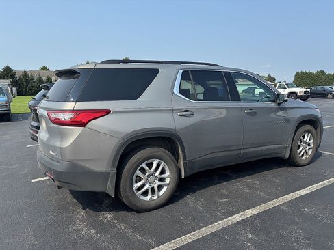 Used 2019 Chevrolet Traverse LT w/ LPO, Cargo Package AWD/4WD image 3