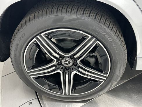 New 2026 Mercedes-Benz GLE 450e 4MATIC image 19