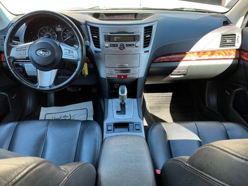 Used 2011 Subaru Legacy 2.5i Limited image 16