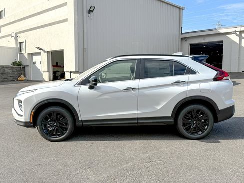 New 2026 Mitsubishi Eclipse Cross image 4