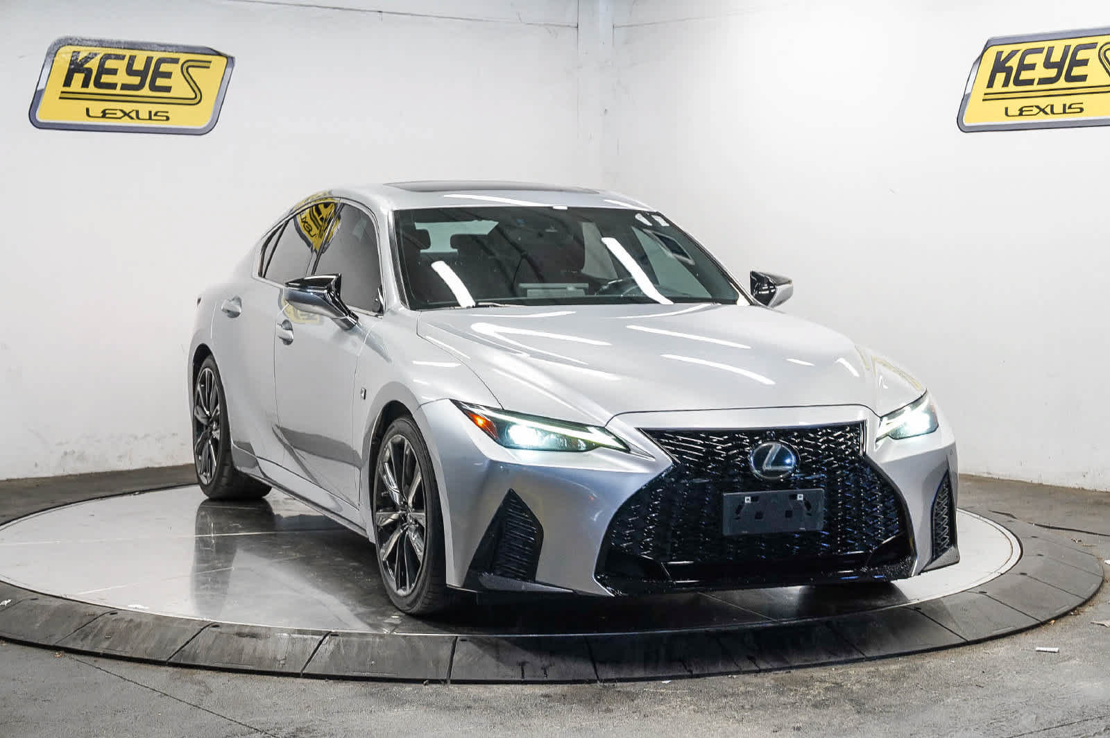 Used 2021 Lexus IS 350 F Sport w/ Navigation Package RWD image 12