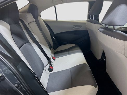 Used 2024 Toyota Corolla LE image 22
