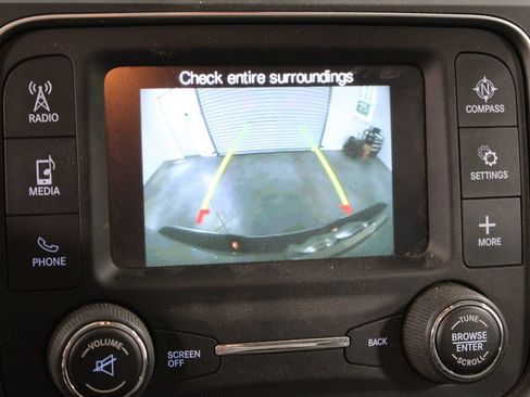 Used 2018 RAM 3500 Tradesman w/ Chrome Appearance Group RWD image 33