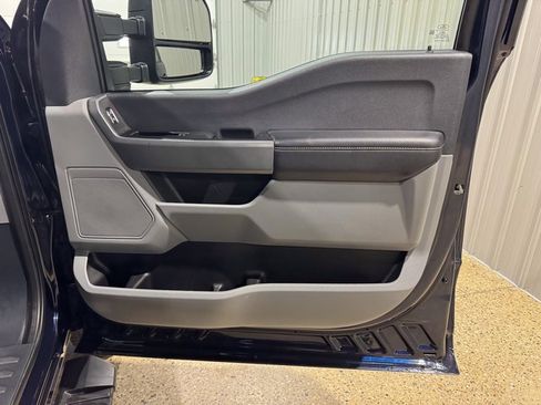 Used 2024 Ford F350 XLT image 30