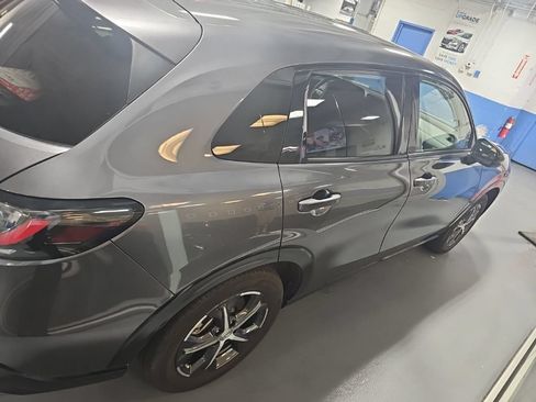 Used 2023 Honda HR-V EX-L image 15