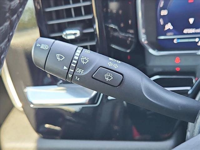Used 2022 Chevrolet Silverado 1500 LTZ AWD/4WD image 16