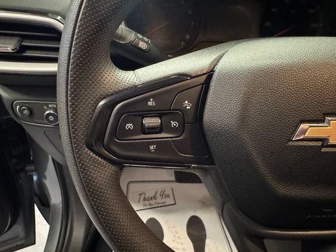 Used 2023 Chevrolet TrailBlazer LS FWD image 11
