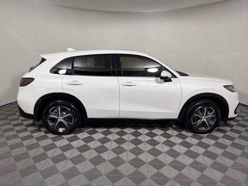 Used 2025 Honda HR-V EX-L image 7