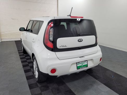 Used 2019 Kia Soul + FWD image 5