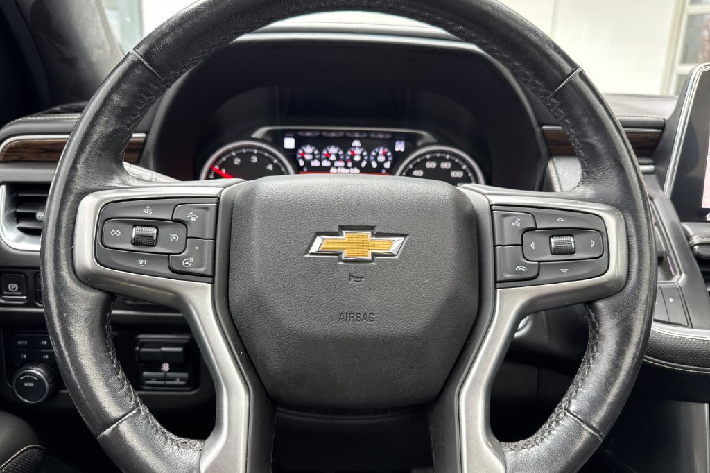 Used 2021 Chevrolet Tahoe Premier w/ Premium Package AWD/4WD image 32