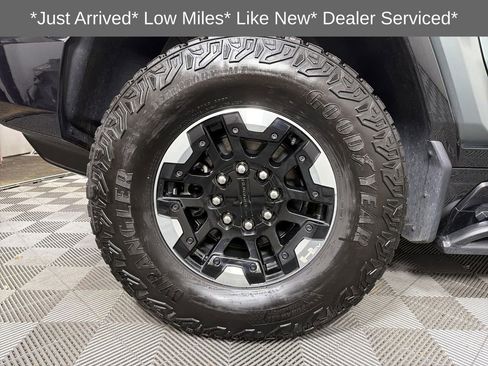 Used 2024 GMC Hummer EV 3X w/ Extreme Off-Road Package image 17
