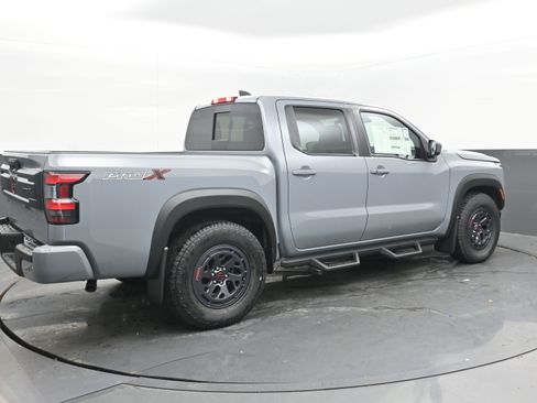 New 2025 Nissan Frontier Pro-X image 7