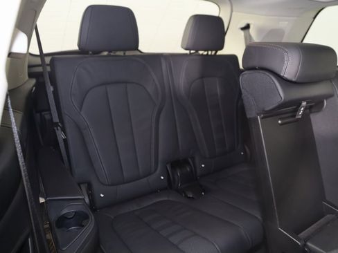 Used 2020 BMW X7 xDrive40i w/ Premium Package image 15