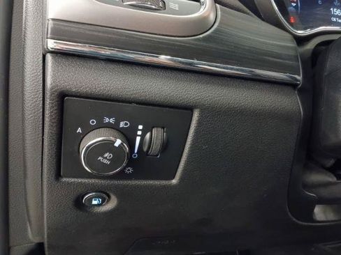 Used 2019 Jeep Grand Cherokee Limited AWD/4WD image 27