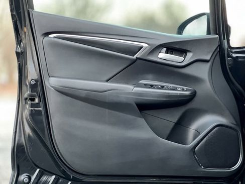 Used 2019 Honda Fit EX-L image 10