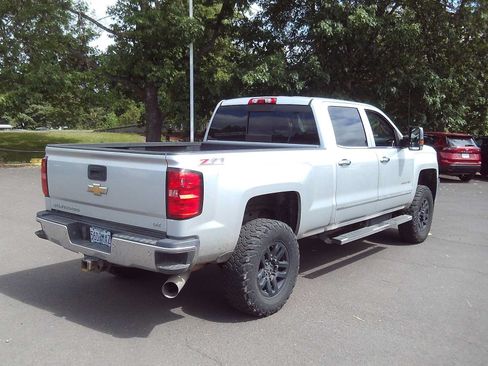Used 2015 Chevrolet Silverado 2500 LTZ w/ Duramax Plus Package AWD/4WD image 5
