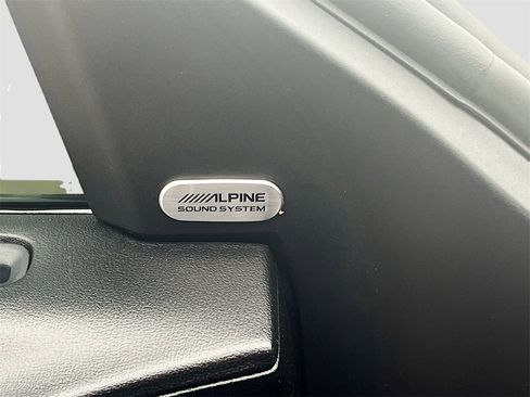 Used 2022 Dodge Charger R/T w/ Plus Group image 18