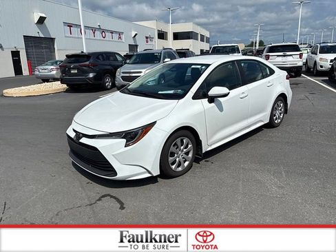 Certified 2025 Toyota Corolla LE FWD image 18