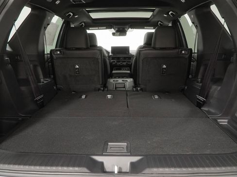 New 2026 Honda Pilot Black Edition image 11