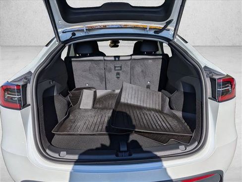 Used 2025 Tesla Model Y Long Range image 6