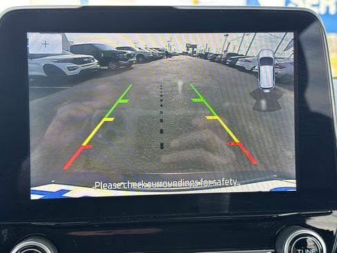 Used 2020 Ford EcoSport Titanium image 22