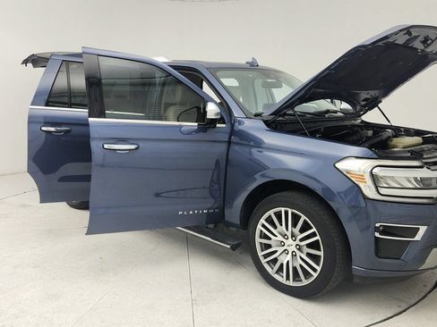 Used 2022 Ford Expedition Max Platinum RWD image 9